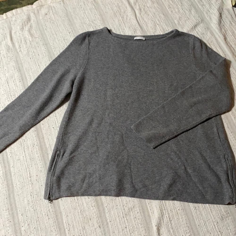 Gray jjill sweater